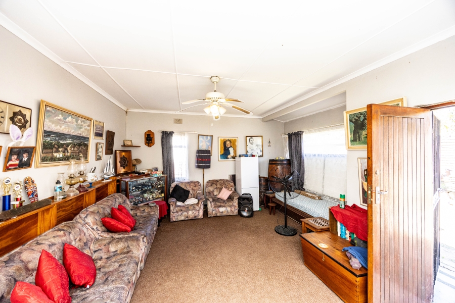 5 Bedroom Property for Sale in Morningside Eastern Cape